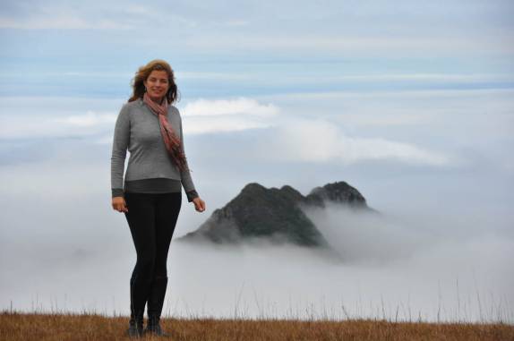 Visão do canyon Monte Negro coberto pela neblina, em São José dos Ausentes - RS